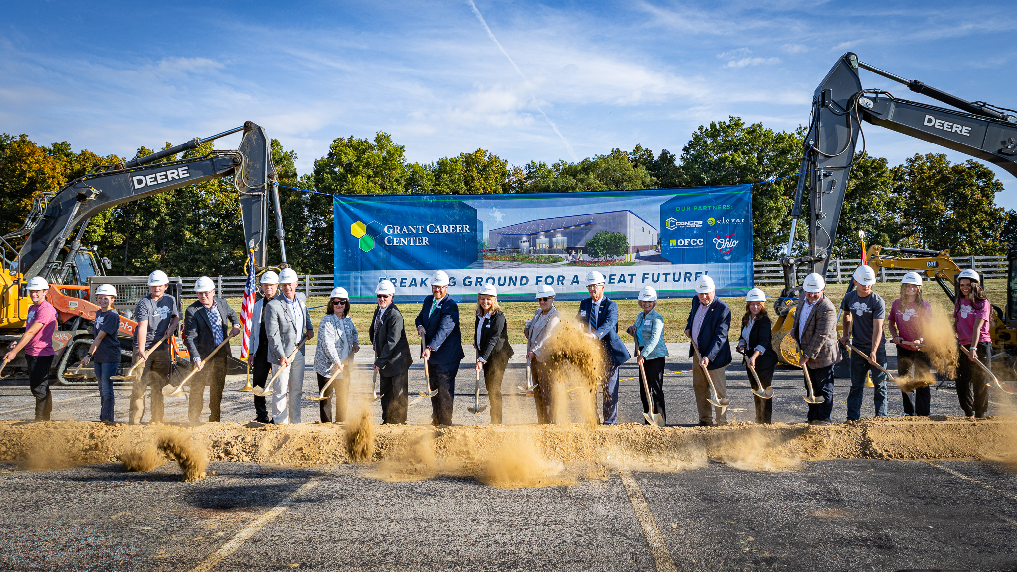 GrantCareerCenter Groundbreaking LR 7